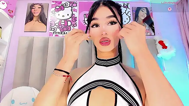 Snapshot of Ariana_Keyss chatting on 10-14-25, 09:43 Ariana Keyss online show from 10-14-25, 09:43