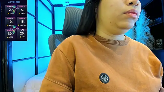 SamaraAnders  online show from 04-09-26, 04:45