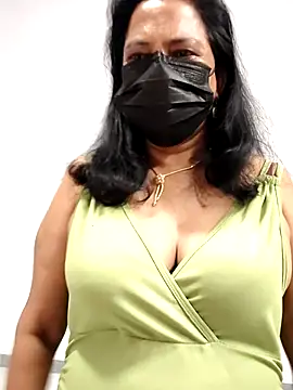 mallu-lover online show from 04-25-26, 02:25