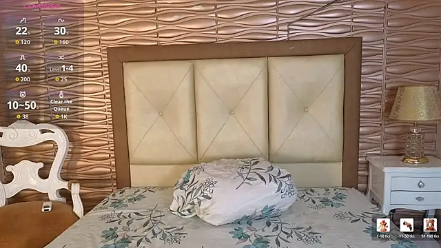 Miladiosa online show from 06-07-26, 01:04