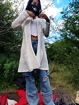 Snapshot of NaughtyMiuw chatting on 03-06-26, 07:54 NaughtyMiuw online show from 03-06-26, 07:54