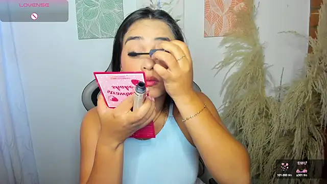 Snapshot of alana_dantes chatting on 10-06-25, 02:36 alana dantes online show from 10-06-25, 02:36