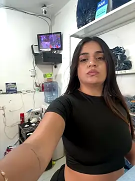 Snapshot of alana_dantes chatting on 12-15-25, 08:24 alana dantes online show from 12-15-25, 08:24