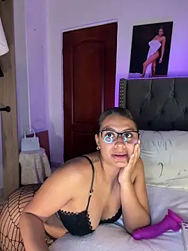 ema zoe online show from 04-29-26, 11:55