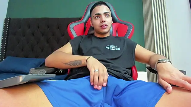 ares pain online show from 04-15-26, 07:21