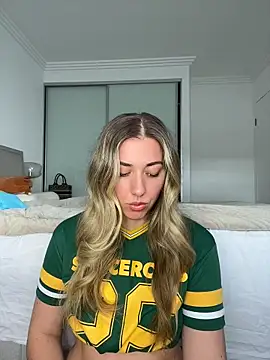 louiseberkeley online show from 07-19-26, 01:42