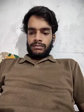 Snapshot of yashuuuu021 chatting on 10-31-25, 06:53 yashuuuu021 online show from 10-31-25, 06:53