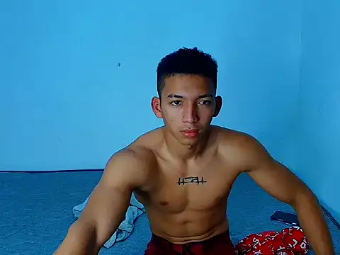 Snapshot of JuanchiT66 chatting on 11-12-25, 05:30 JuanchiT66 online show from 11-12-25, 05:30