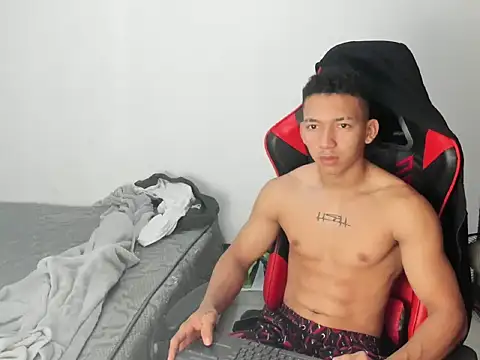 Snapshot of JuanchiT66 chatting on 02-05-26, 04:28 JuanchiT66 online show from 02-05-26, 04:28