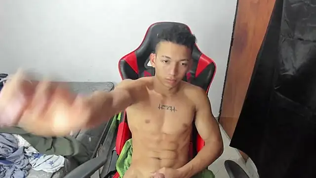 Snapshot of JuanchiT66 chatting on 02-26-26, 03:49 JuanchiT66 online show from 02-26-26, 03:49