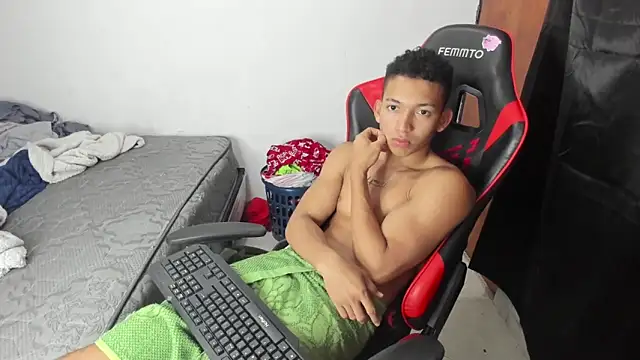 Snapshot of JuanchiT66 chatting on 02-27-26, 01:38 JuanchiT66 online show from 02-27-26, 01:38