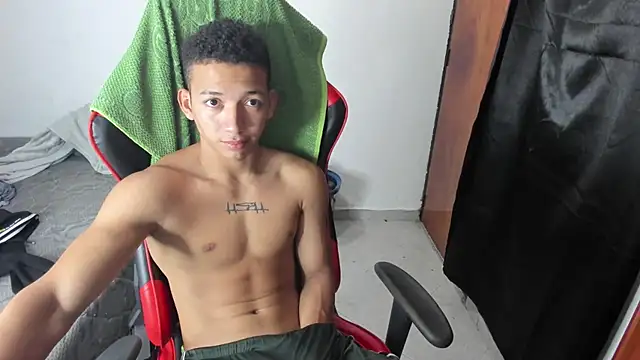 Snapshot of JuanchiT66 chatting on 03-04-26, 12:05 JuanchiT66 online show from 03-04-26, 12:05