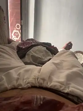 Snapshot of NoddingScorpion chatting on 02-08-26, 09:02 NoddingScorpion online show from 02-08-26, 09:02