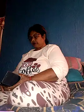 Snapshot of mileesha chatting on 07-29-26, 03:10 mileesha online show from 07-29-26, 03:10
