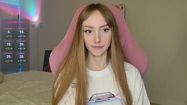 Lunainnk online show from 09-15-25, 01:16