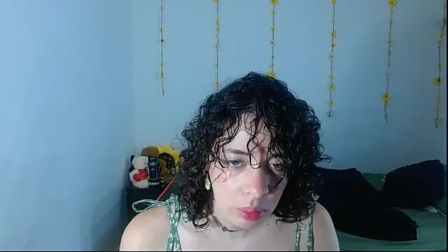 Snapshot of sajecrismaa chatting on 05-31-26, 04:14 sajecrismaa online show from 05-31-26, 04:14