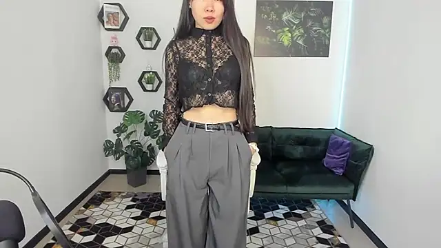 LunaPurrr online show from 10-03-25, 11:24