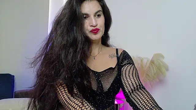 lizdevine online show from 12-20-25, 04:25