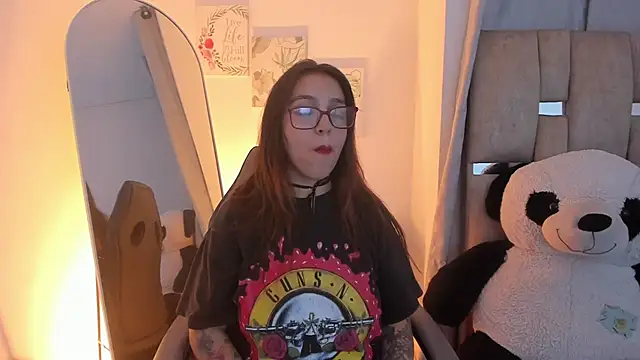 JulianaCarter online show from 11-15-25, 07:54