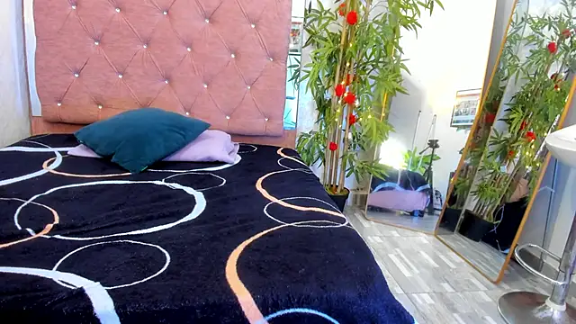 JulianaCarter online show from 03-10-26, 07:41