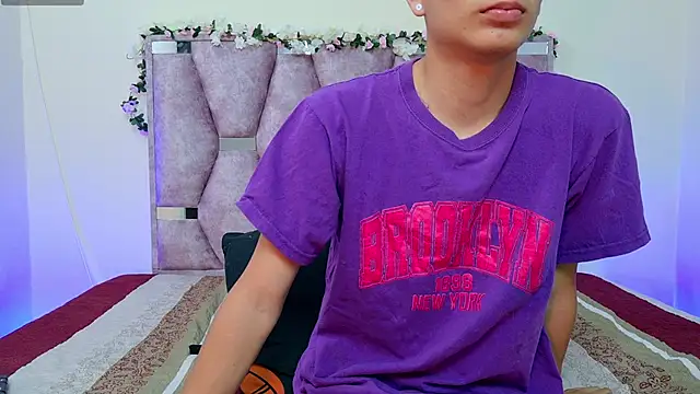 lana and liam  online show from 10-15-25, 10:26