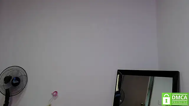 Snapshot of kathalina_santana_ chatting on 09-12-25, 11:37 kathalina santana  online show from 09-12-25, 11:37