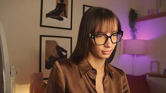 Snapshot of midnightbby_ chatting on 01-13-26, 05:18 midnightbby online show from 01-13-26, 05:18