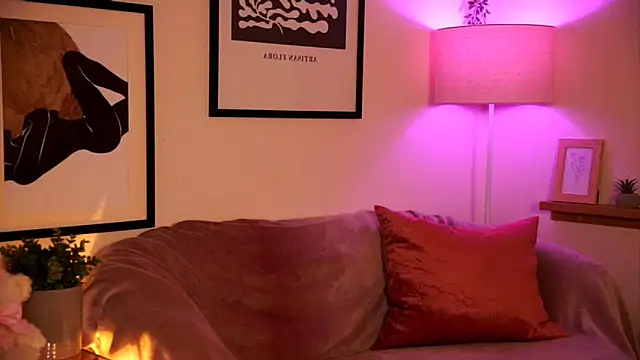 Snapshot of midnightbby_ chatting on 03-01-26, 05:26 midnightbby online show from 03-01-26, 05:26