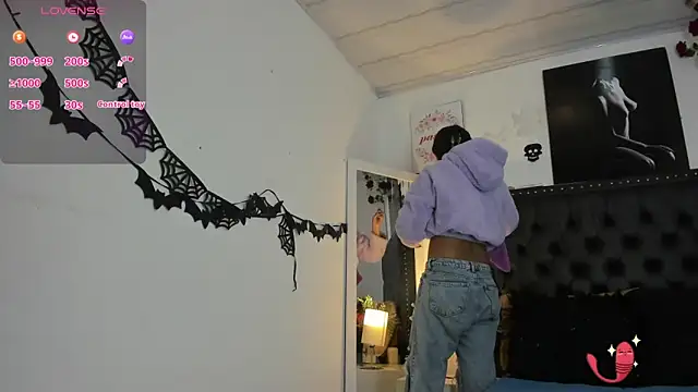 ScarlettVell online show from 10-23-25, 07:23