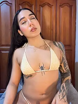 KaditaNavarro online show from 04-28-26, 10:04