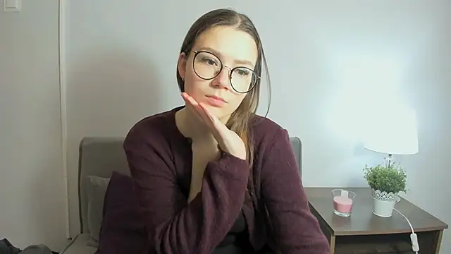 Snapshot of KatySensualy chatting on 01-14-26, 04:01 KatySensualy online show from 01-14-26, 04:01