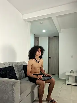 Snapshot of zadders_yb chatting on 03-04-26, 07:25 zadders yb online show from 03-04-26, 07:25