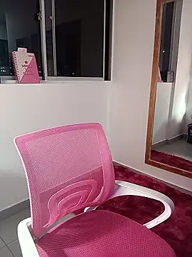 Vikyvoyeur online show from 01-14-26, 12:38