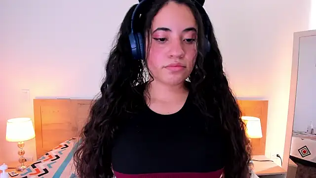 Nicol Chang online show from 10-30-25, 07:58