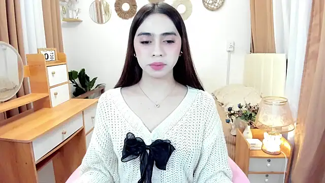 Snapshot of joyfulmartinaa chatting on 10-15-25, 05:13 joyfulmartinaa online show from 10-15-25, 05:13