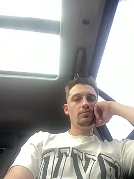 Snapshot of Valeriaross99 chatting on 03-16-26, 10:52 Valeriaross99 online show from 03-16-26, 10:52