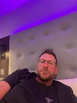 bilf1978 online show from 02-23-26, 02:03