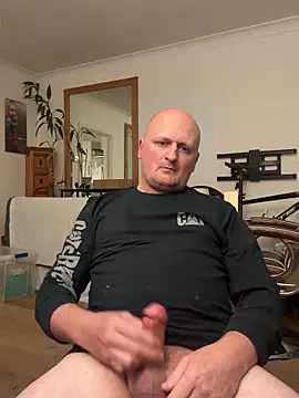 Snapshot of Attila120 chatting on 10-11-25, 11:25 Attila120 online show from 10-11-25, 11:25