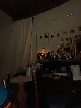 XanderOzzz online show from 11-20-25, 09:42