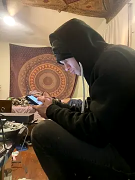 XanderOzzz online show from 11-28-25, 03:31