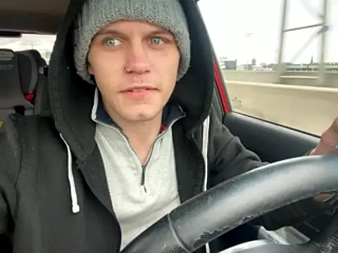 XanderOzzz online show from 01-10-26, 02:41