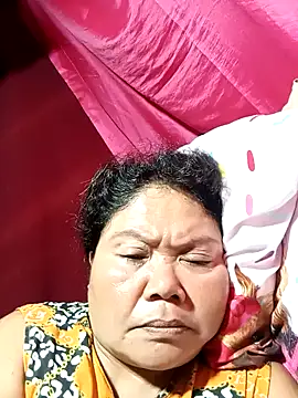 Mari fvcks online show from 10-12-25, 09:58