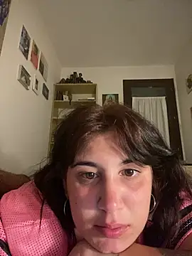 Snapshot of chiaretta19_hot chatting on 06-21-26, 09:50 chiaretta19 hot online show from 06-21-26, 09:50