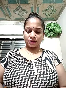 Payel 50 online show from 07-18-26, 05:50