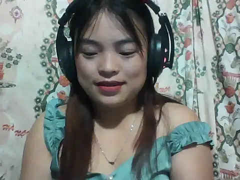 Snapshot of Loc_al chatting on 09-09-25, 02:22 Loc al online show from 09-09-25, 02:22