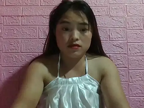 Snapshot of Loc_al chatting on 10-10-25, 01:43 Loc al online show from 10-10-25, 01:43