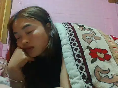 Snapshot of Loc_al chatting on 11-27-25, 01:24 Loc al online show from 11-27-25, 01:24