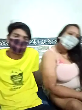 LoveOnStream online show from 09-21-25, 04:03