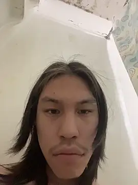 Snapshot of heytherepeoples717 chatting on 11-15-25, 11:51 heytherepeoples717 online show from 11-15-25, 11:51