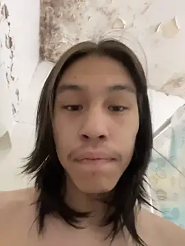 Snapshot of heytherepeoples717 chatting on 12-02-25, 12:54 heytherepeoples717 online show from 12-02-25, 12:54